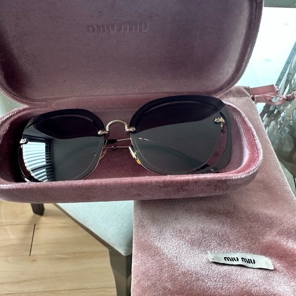 MIU MIU Sunglasses with hard case and dust bag! main image 4